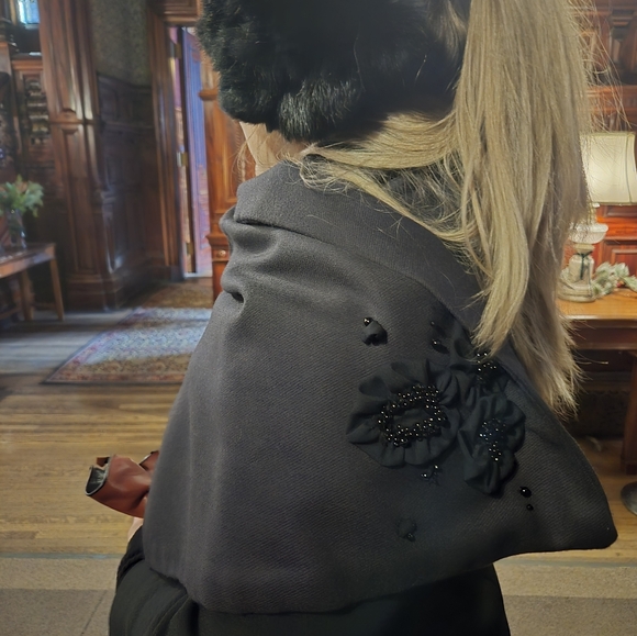 Embroidered Wool Scarf | In Stock | Black Wool Blanket Scarf | 19" × 57" - Picture 6 of 6